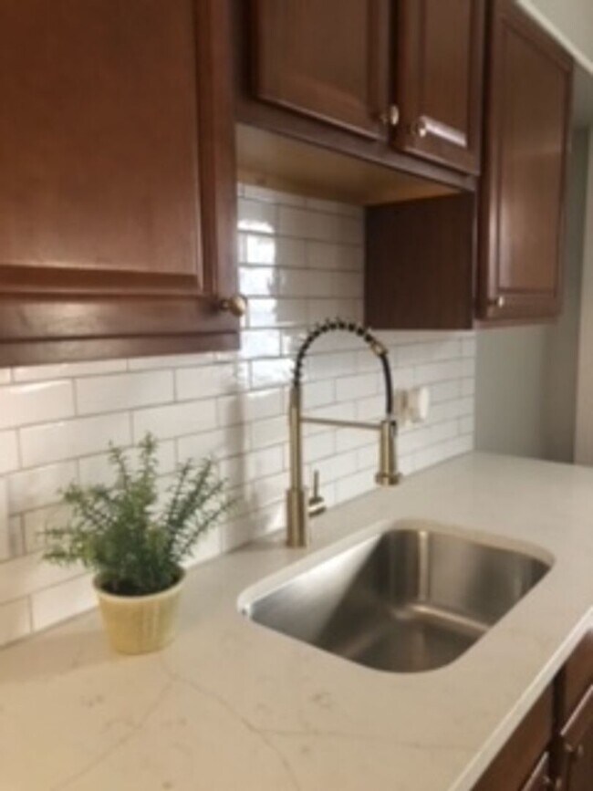 Photo - 2 Strebor Rd Unit 1