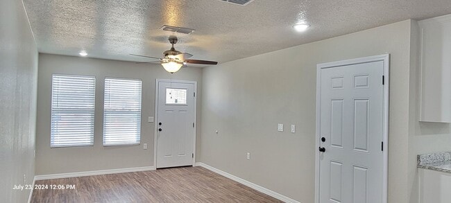 Photo - ra2701 Unidad 2701-A