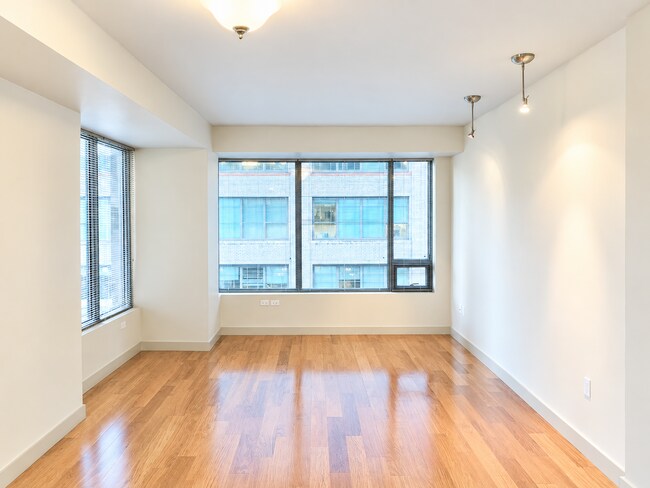 910 Lenora St Unidad S302