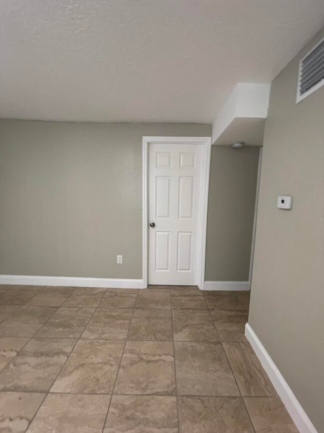 Photo - 2504 Wilkens Ave