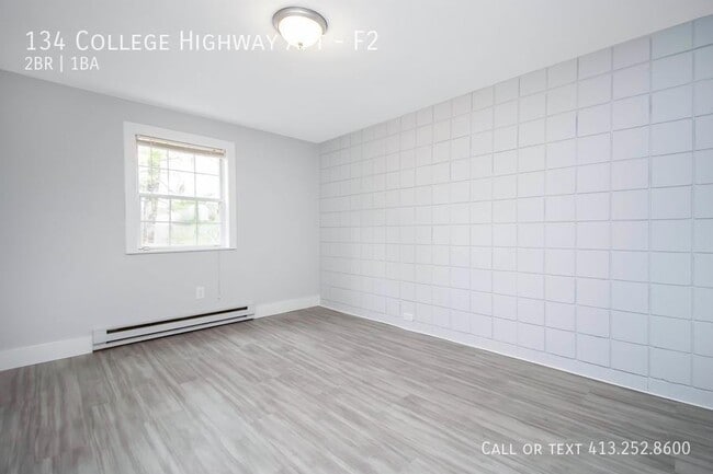 Photo - 134 College Hwy Unit F2