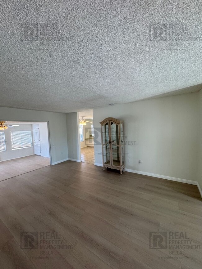 Photo - 55+ Community Gem: Open Floor Plan, Large ...