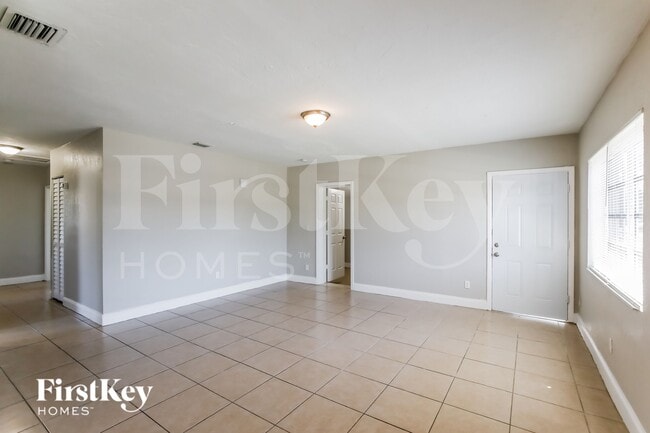 Photo - 20111 NW 12th Ave