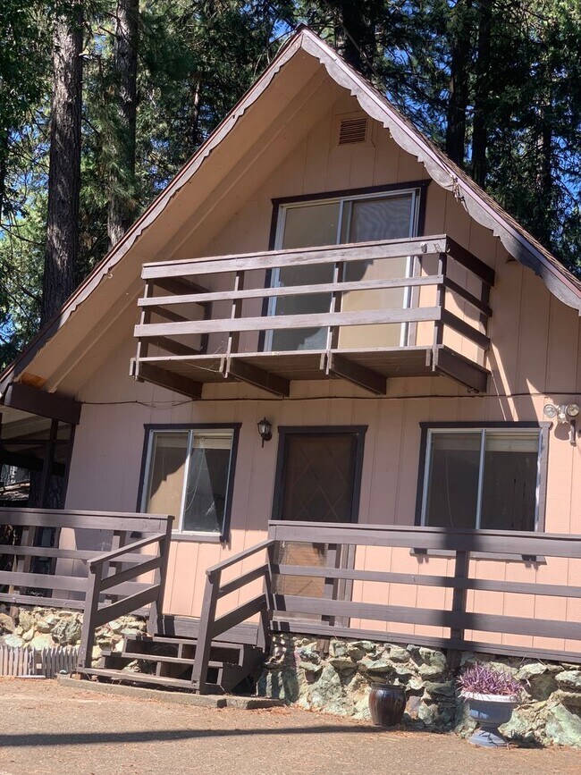 Two story 4 bedroom 2 bath home, Magalia Rental House Rental in Magalia, CA