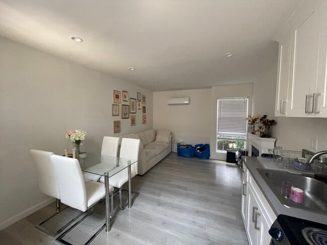 Photo - 1319 23rd St Unit C