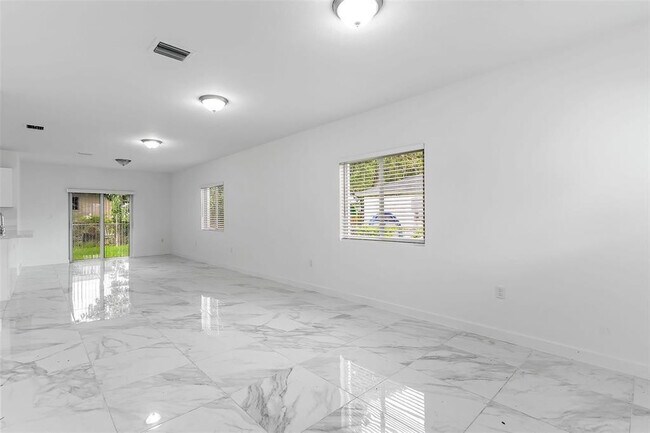 Photo - 1244 NW 71st St