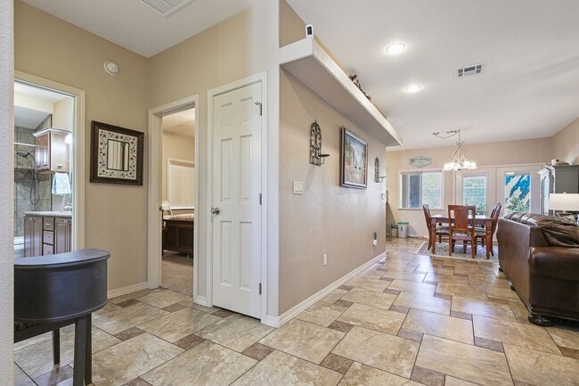 Photo - Prestine 4 bedroom home near the Golf Course