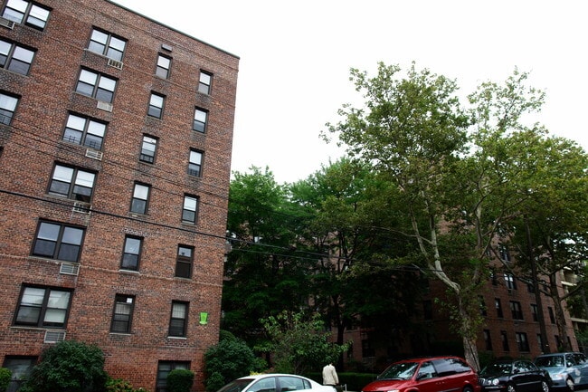 Photo - 140-33 34th Ave