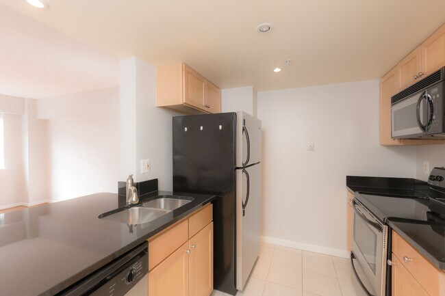 Photo - Logan Circle Condo | 1 Bed | 1 Bath | 625 Sf Unidad 508