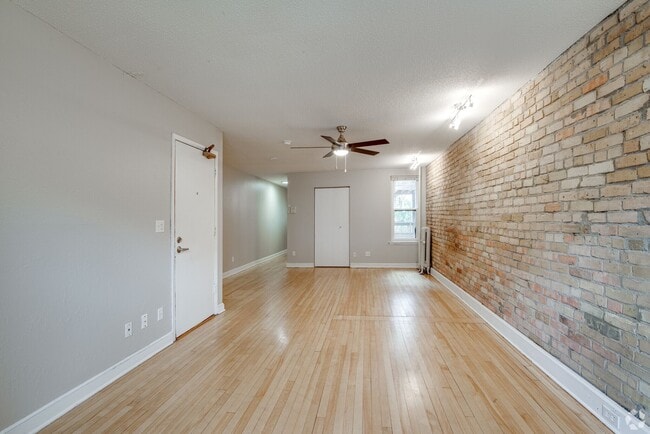 Photo - 1400-1408 Spruce Pl – Oak Grove Downtown