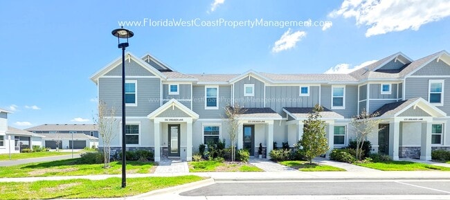 Photo - EXCEPTIONAL AND SPACIOUS FURNISHED TOWNHOME WITHIN WATERSIDE- NAUTIQUE!
