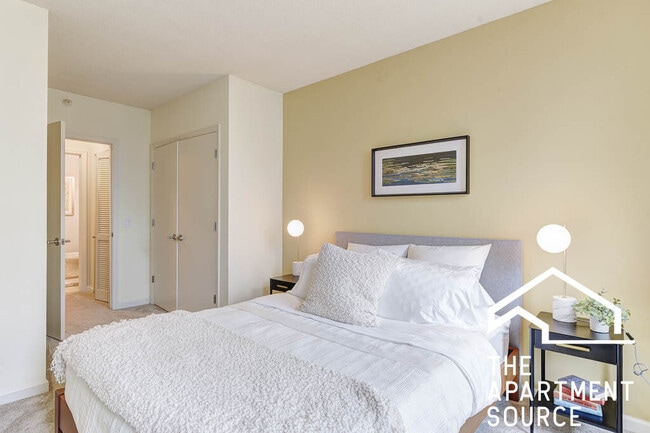 Photo - 353 N Desplaines St Unit 607