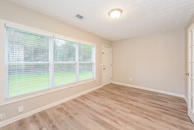 Photo - 3116 Baywood Ct