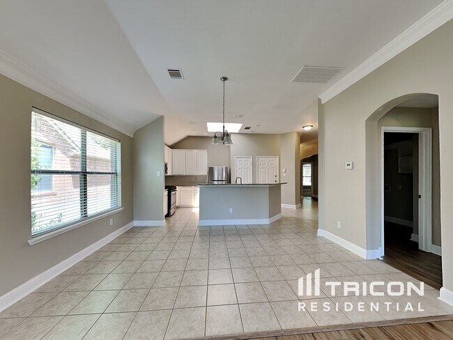 Photo - 202 Cox Dr House