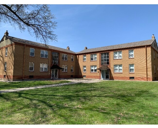 Building Photo - 6219 Nagel Ave Rental