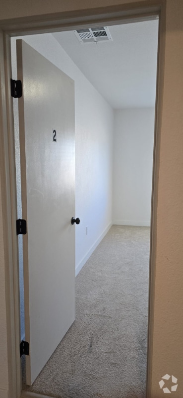 Building Photo - 1733 Ophir Dr Rental