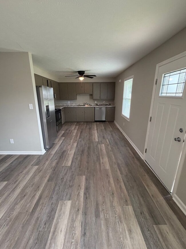 4405 Diddle Dr Unit 4405 Diddle Dr. Apt B
