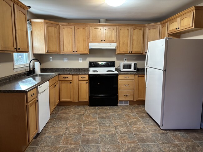 Photo - 897 Colonel Ledyard Hwy