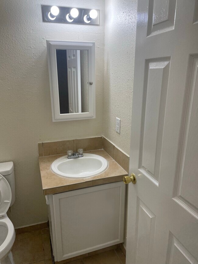 Photo - Ridge Lane 1 Unit B3