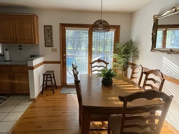 Photo - 1631 Warwick Ct