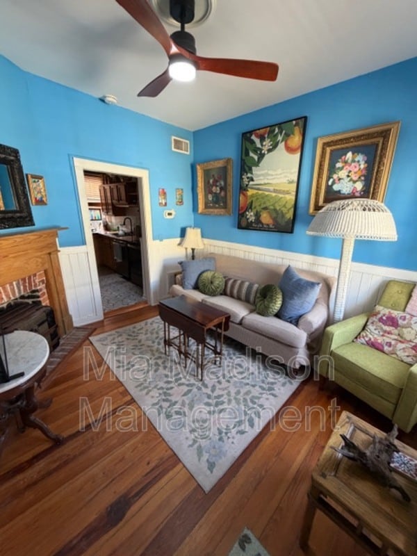 Photo - 547 E Macon St