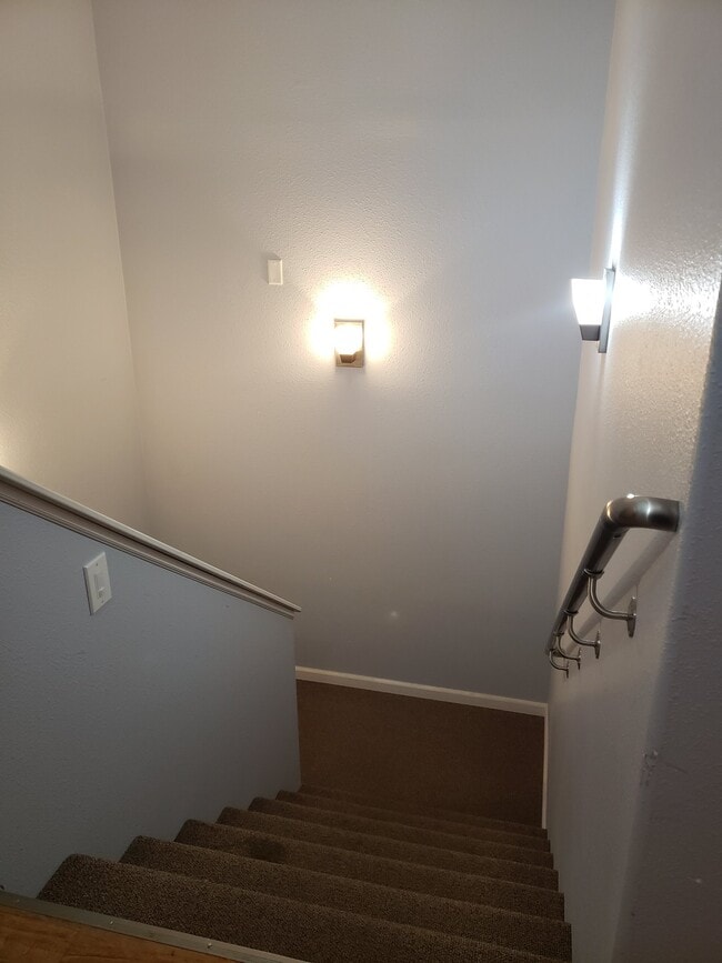Photo - 3535 Shanly St