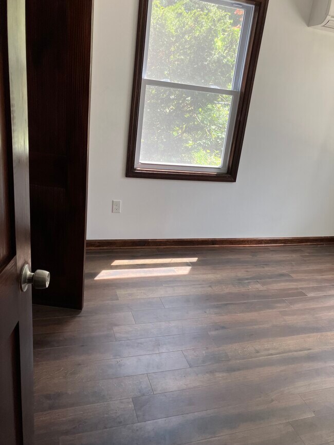 Photo - 292 Berkeley Rd Unit 292 BERKELEY RD