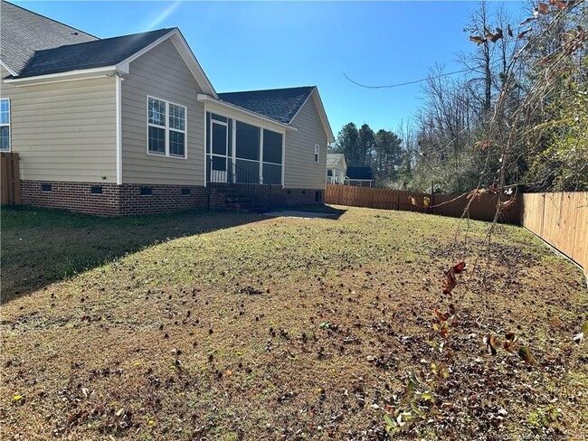 Photo - 1920 Abbeydale Ln