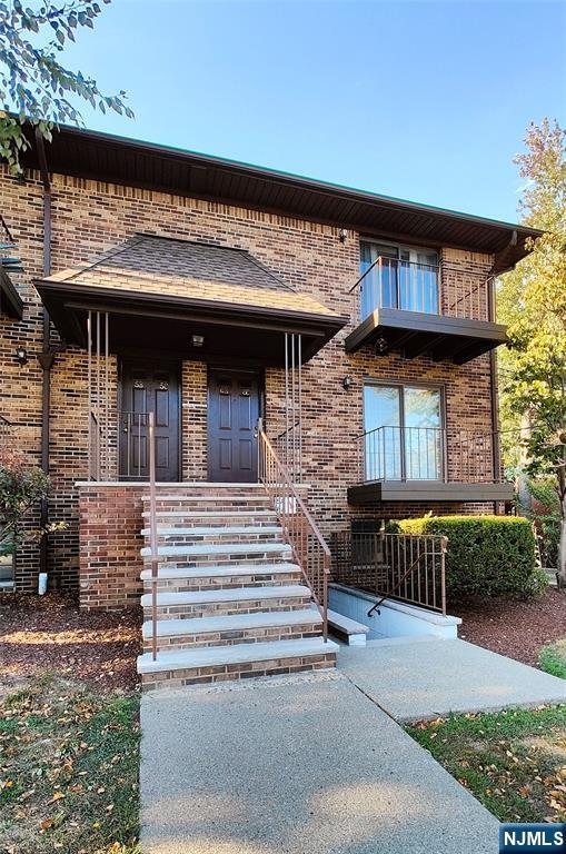 Photo - 8 Sewall Ave Unit B