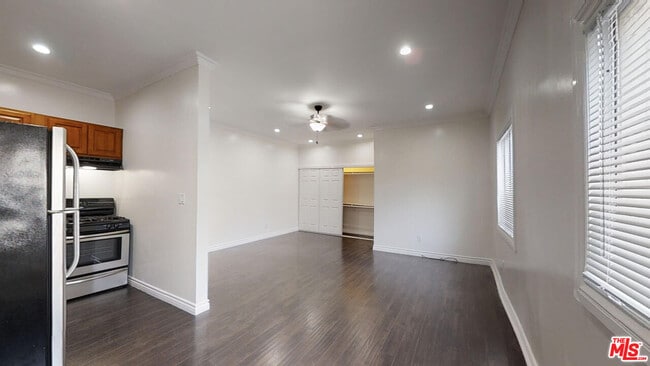 Photo - 5522 Sierra Vista Ave Unidad 20