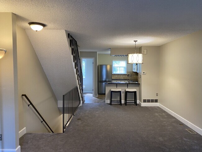 Photo - **Move in Specials**Beautifully remodeled ... Unit 148
