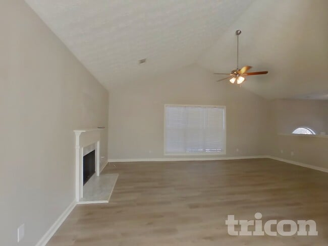 Photo - 125 Shenandoah Dr