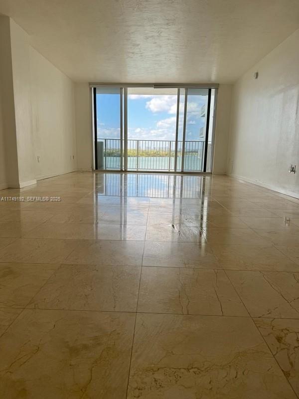 Photo - 10350 W Bay Harbor Dr Unit 6V