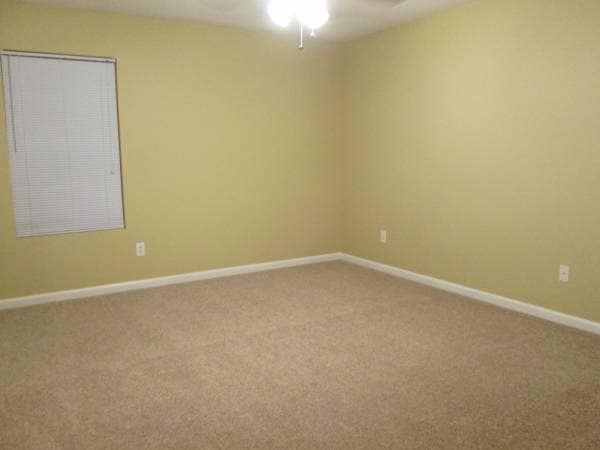 Photo - 304 Willington Manor