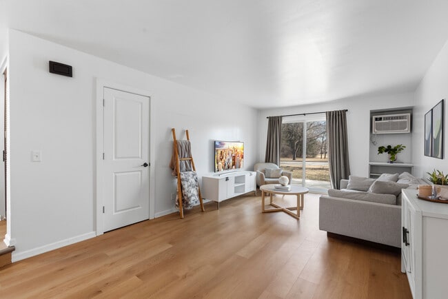 Photo - 1933 S 124th St Unit 1931