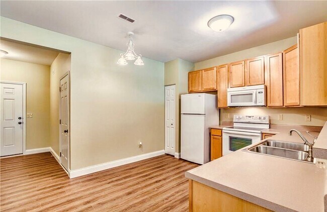 4059 Gentry Ln