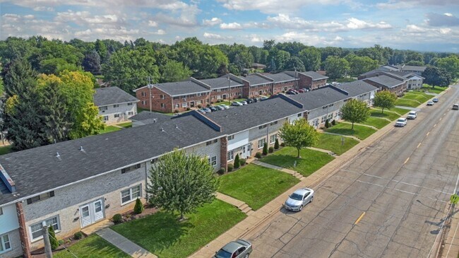 Photo - 2701C Halsted Rd