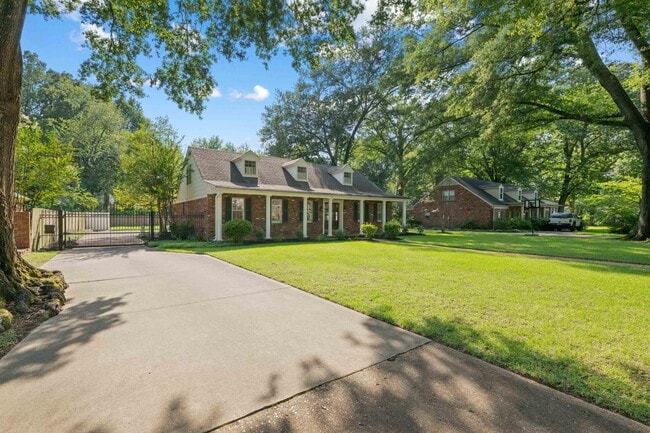 Photo - 1539 Brookside Dr