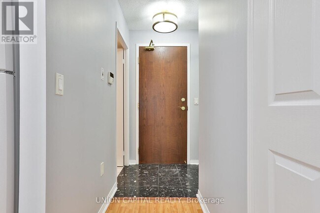 Photo - 17 Michael Power Pl Unit 710