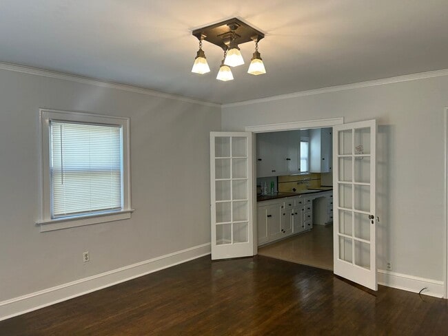 Photo - Spanish-Style Apartment Close to Belmont/Laurelhurst Located on Famous Peacock Lane! Loaded with ...