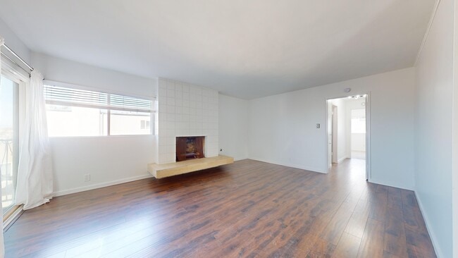 Photo - 1100 Monterey Blvd