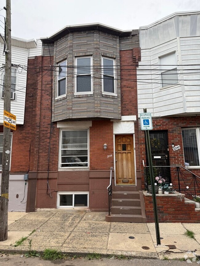 Building Photo - 2 Bedroom Home off of 22nd and Jackson Str...