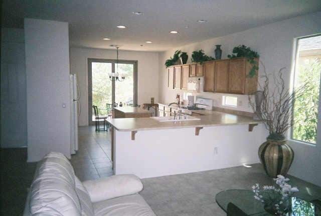 12411 W Roberta Ln