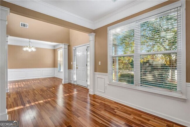 Photo - 11380 Crossington Rd