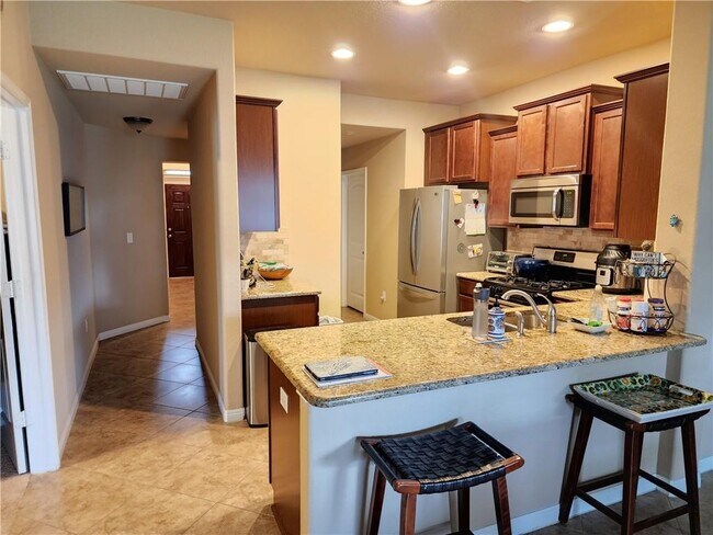 Photo - 109 Bastian Ln