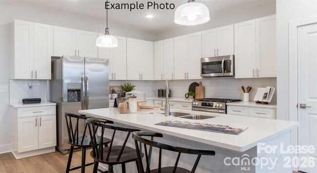 Photo - 8629 Chagrin Dr