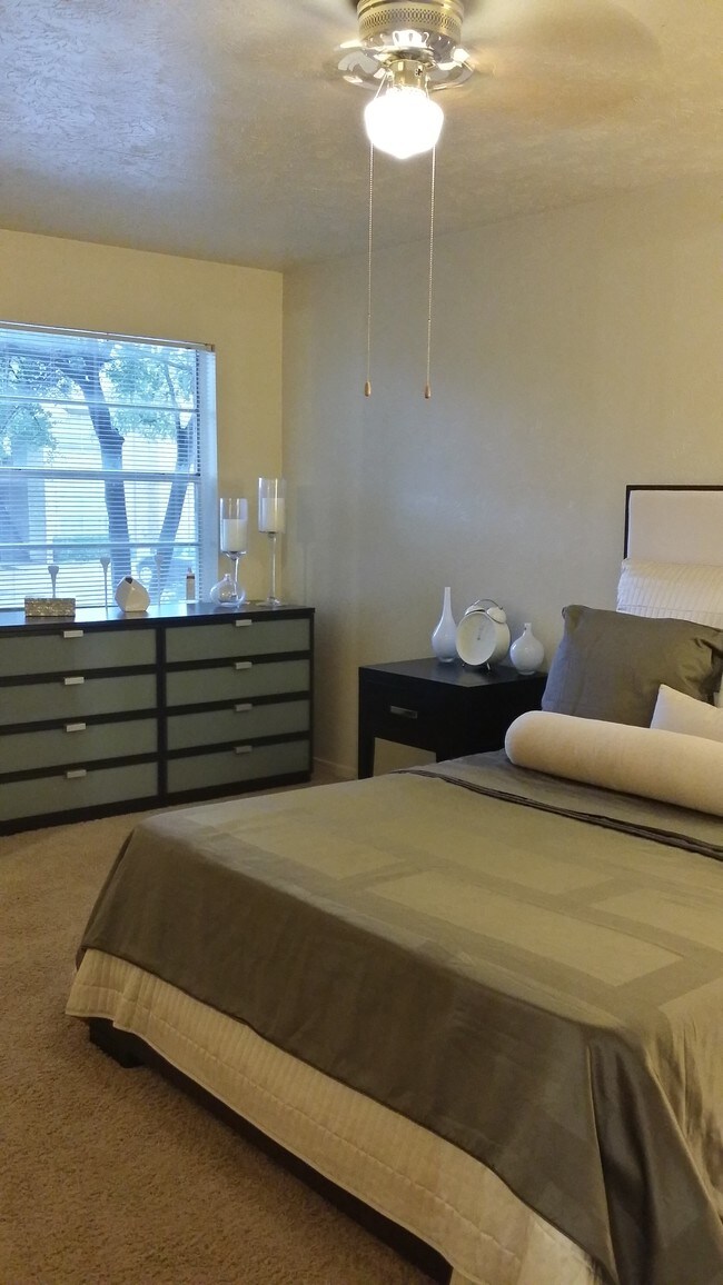 Photo - Park Grove Square