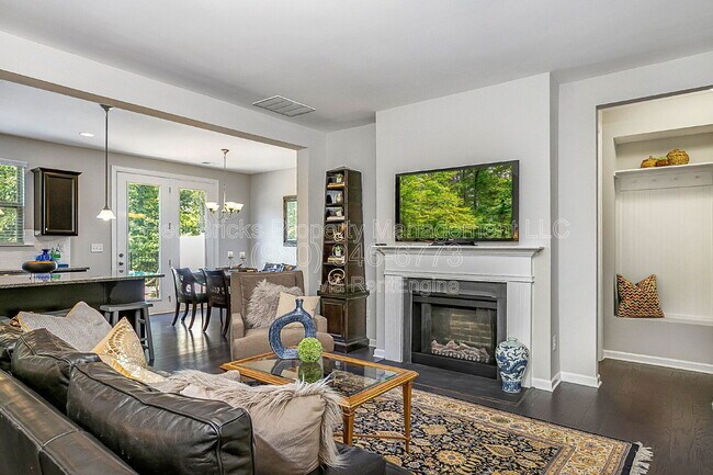 Photo - 9449 Glenburn Ln