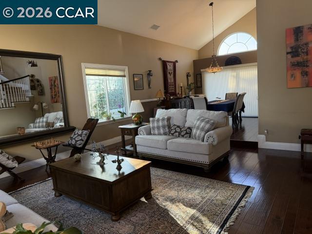 Photo - 243 Viewpoint Dr