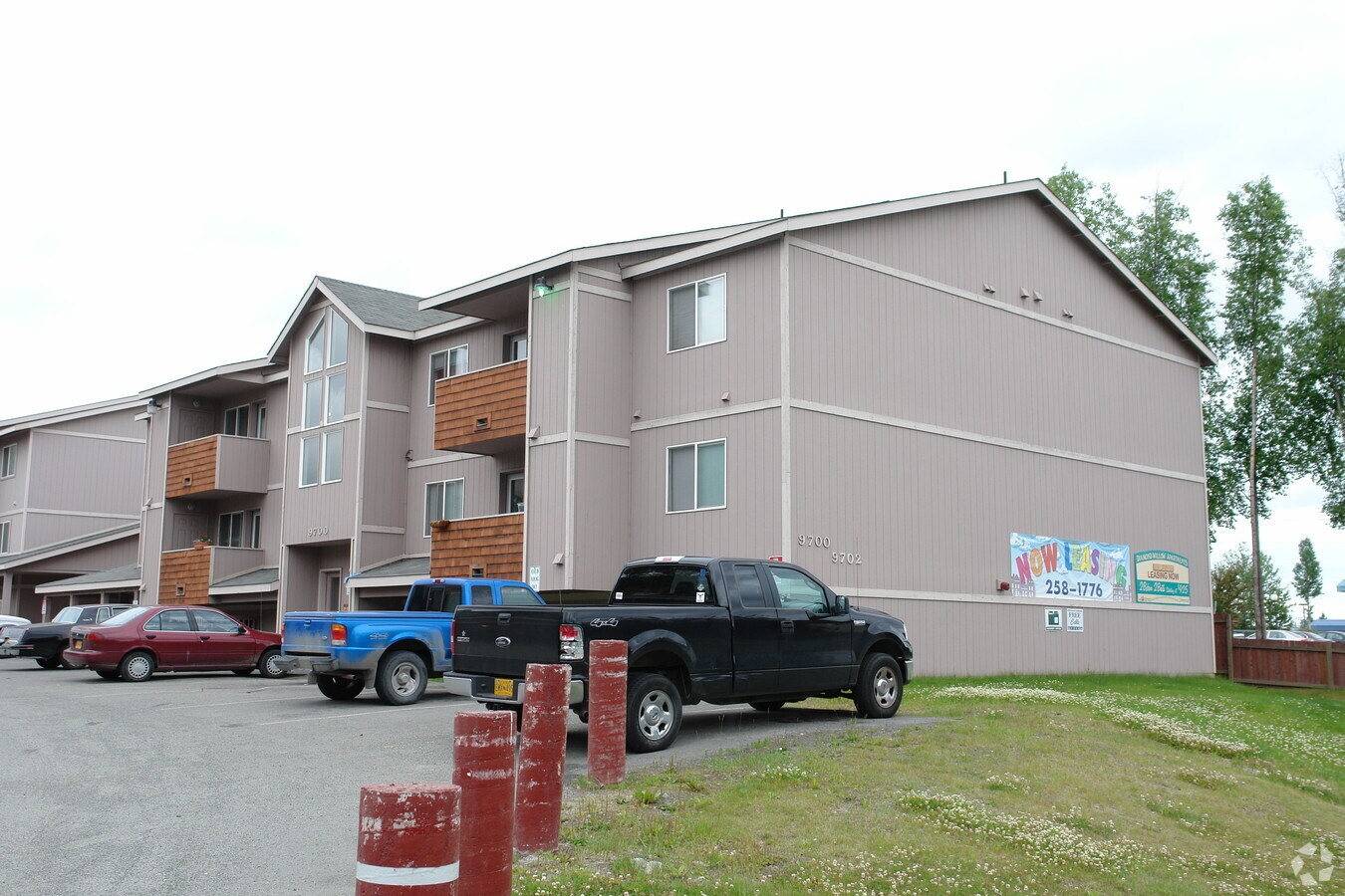 Photo - Diamond Willow Apartments